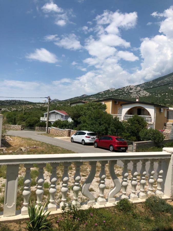 Apartmani Gabi Cesarica Buitenkant foto