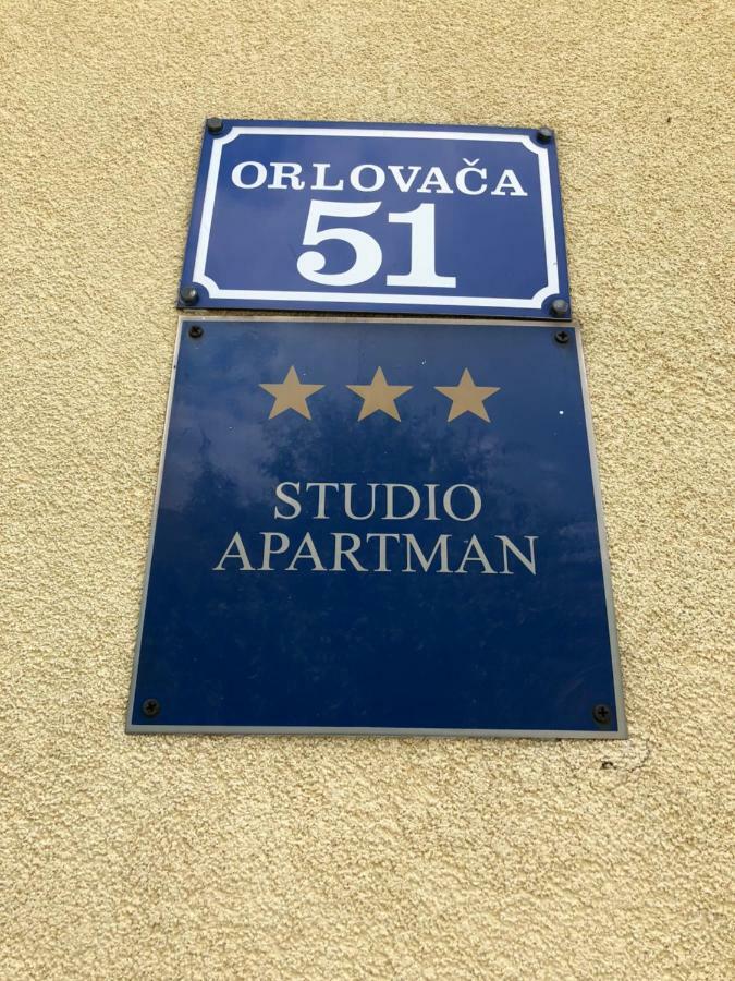 Apartmani Gabi Cesarica Buitenkant foto