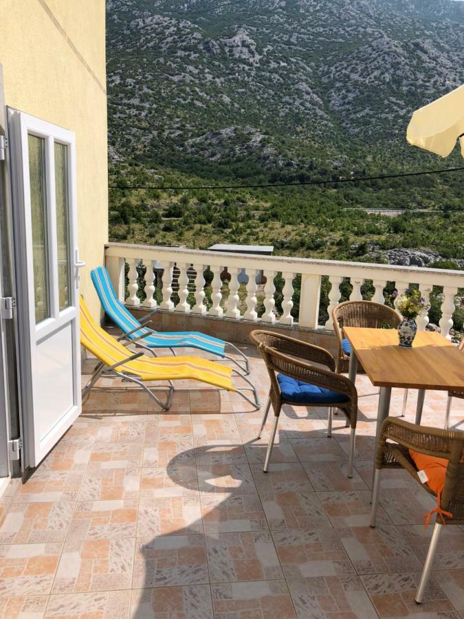 Apartmani Gabi Cesarica Buitenkant foto